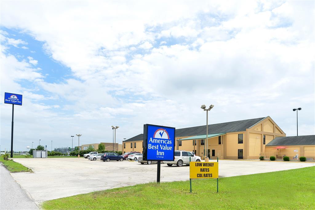 Executive Inn & Suites Breaux Bridge, La Εξωτερικό φωτογραφία