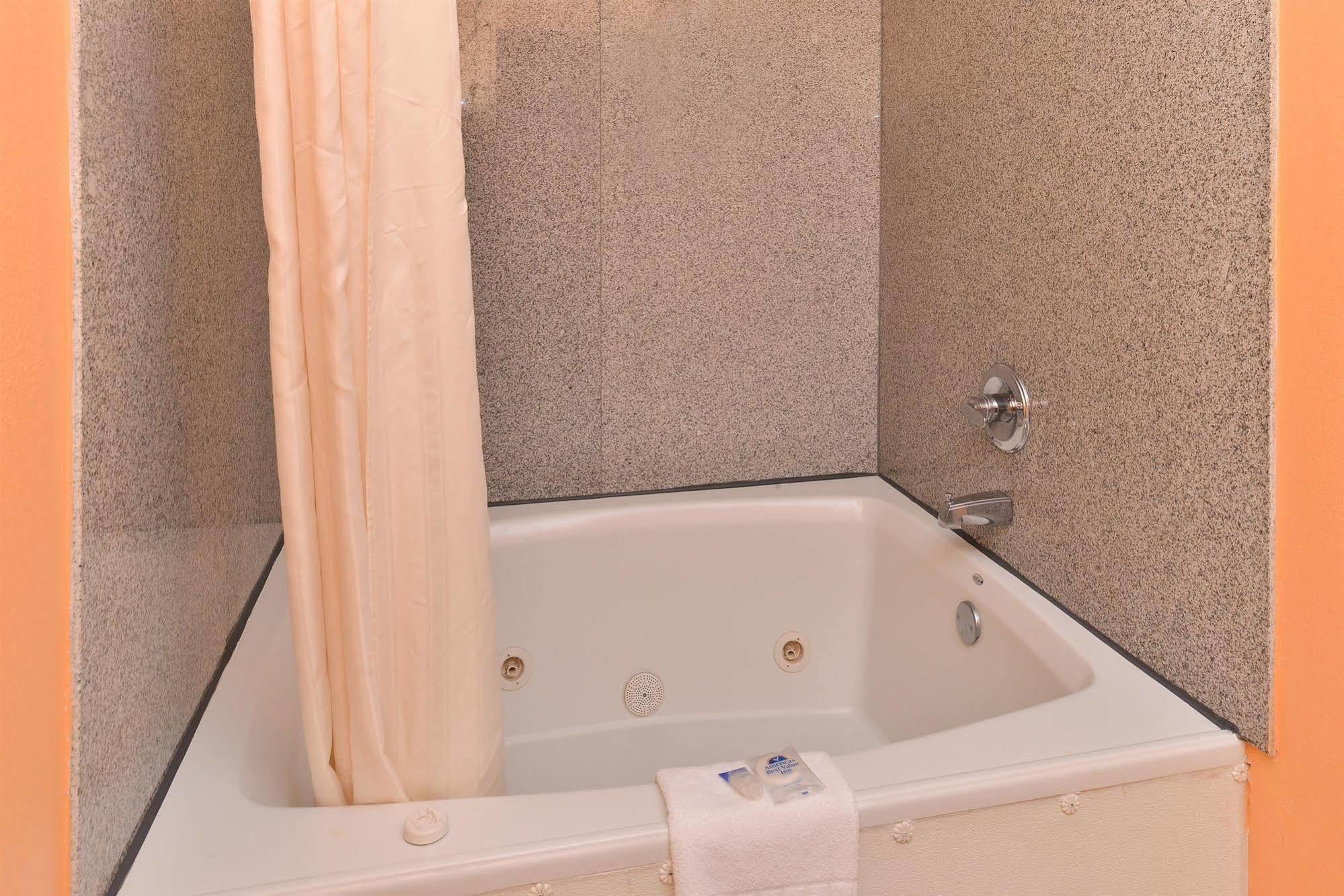 Executive Inn & Suites Breaux Bridge, La Εξωτερικό φωτογραφία
